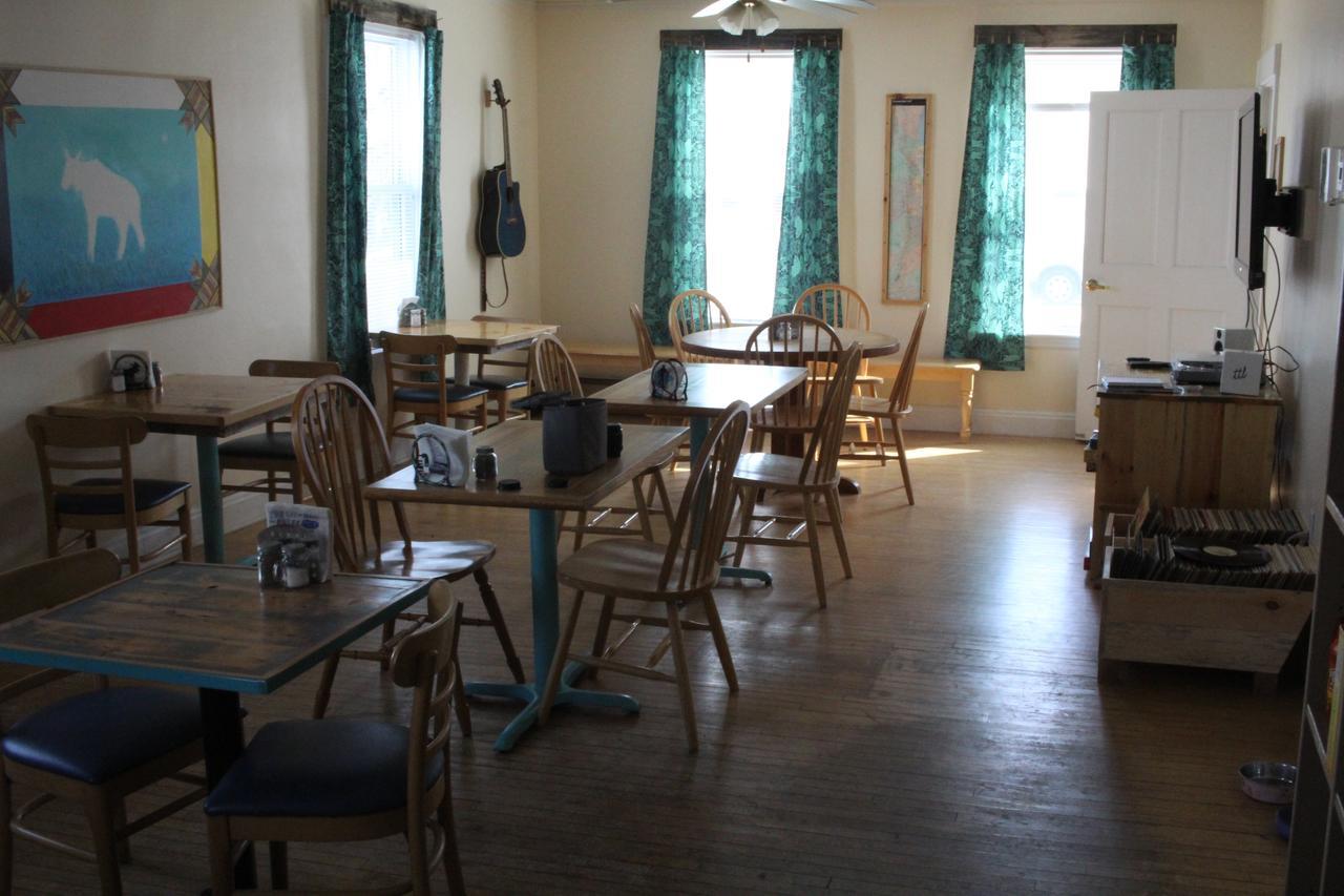 White Mountains Hostel Конуей Екстериор снимка