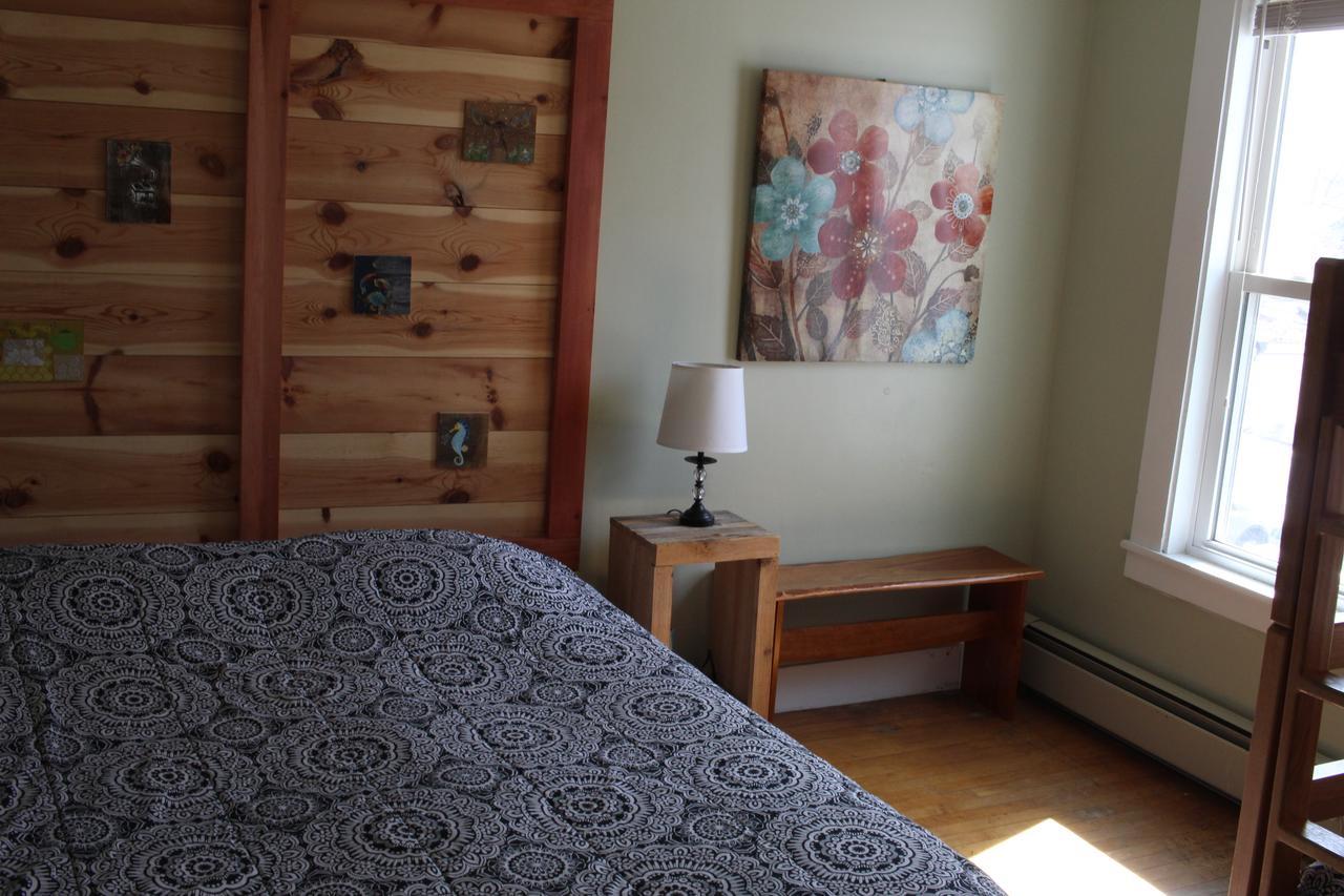 White Mountains Hostel Конуей Екстериор снимка
